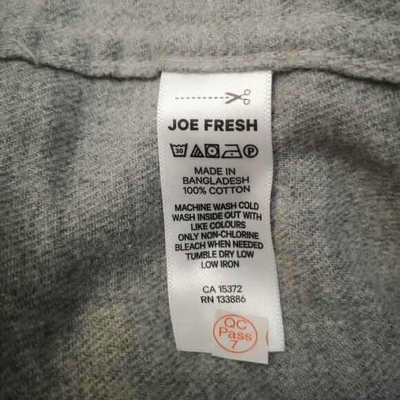 NWT Joe Fresh Men's Size Small Grey Button Front Light Flannel Shirt - Picture 6 of 13